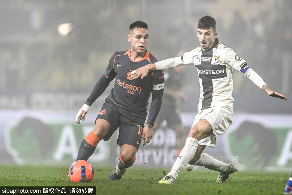 意甲最佳阵容揭秘:迪马尔科引领新星崛起,梅西亚斯再展锋芒