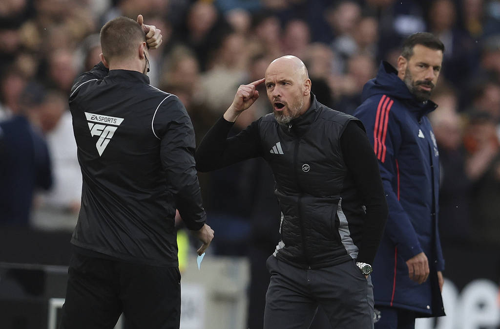 曼联怪圈:一种当代的“表演主义”与后现代“输学”