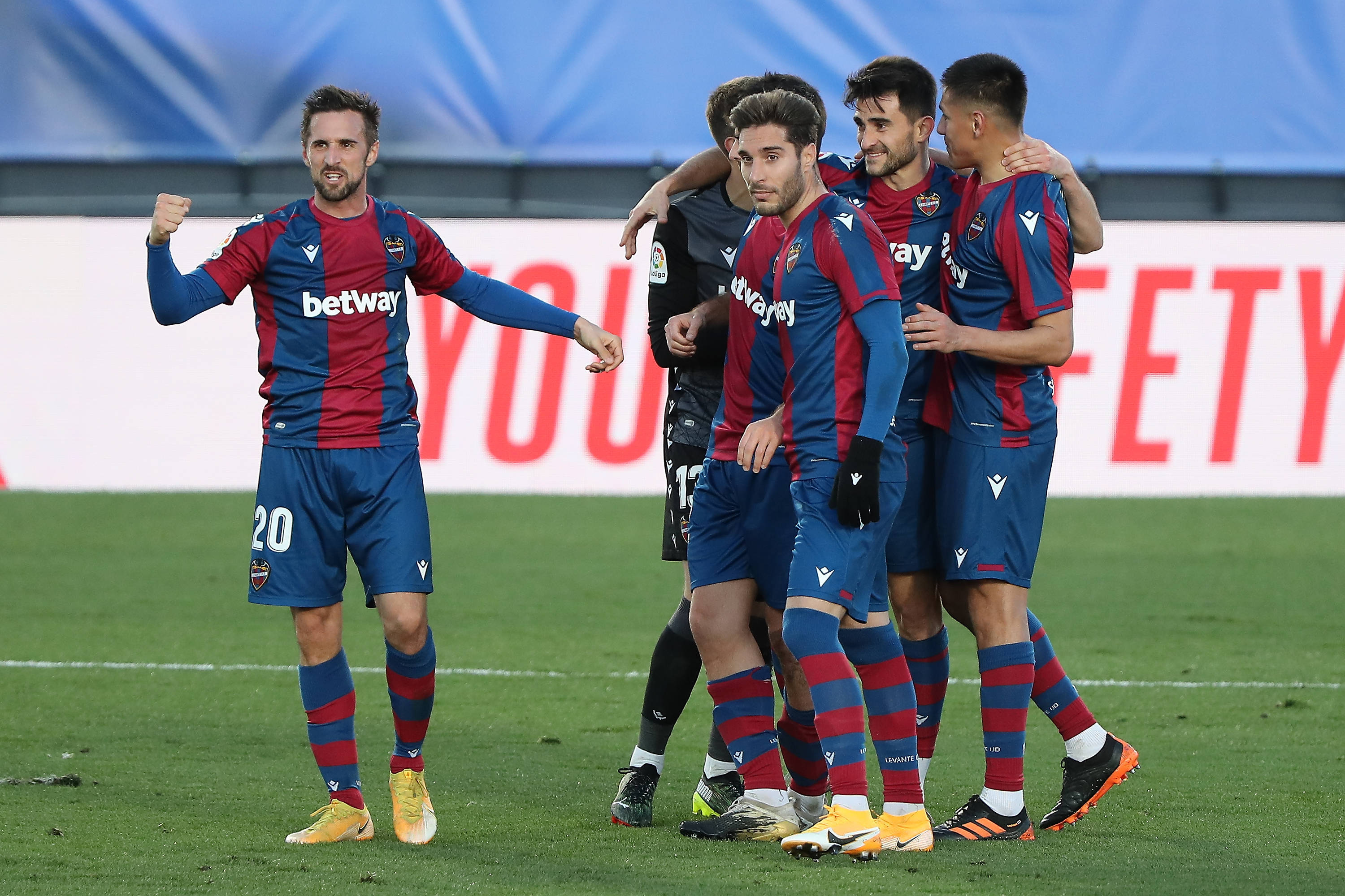 西甲:巴列卡诺VS莱万特 今日拿捏主任比分预测