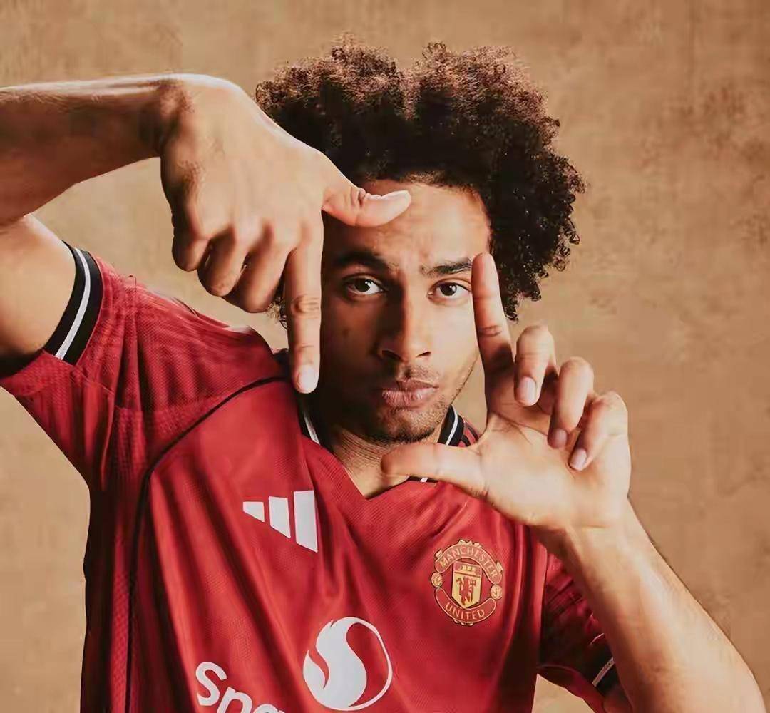 豪门共识:老将降薪留、新星重金锁,伊萨克回归+曼联续约!