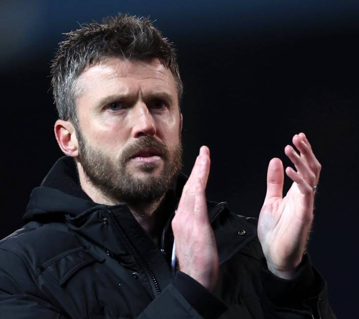 曼联“1+1”合同续约马奎尔,前曼联队长降薪留队,卡里克功不可没